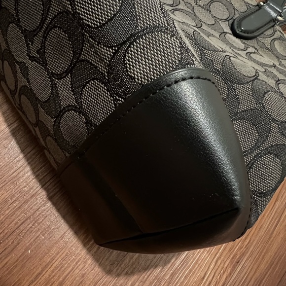 COACH small tote - Picture 5 of 5